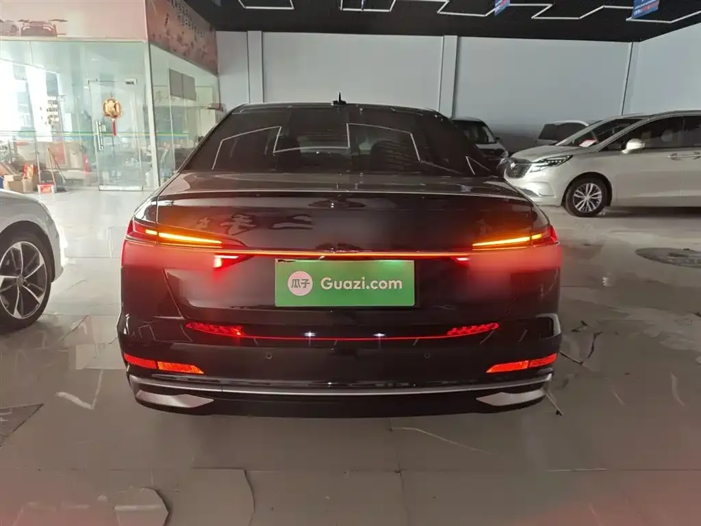 Audi A6L 2023 из CN, фото 4