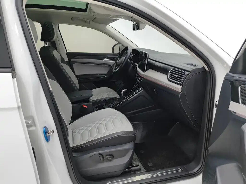 Volkswagen Tayron 2022 из CN, фото 10