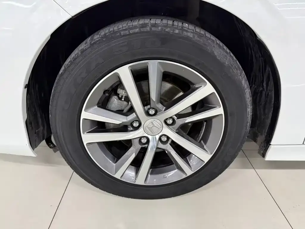 Honda Civic 2023 из CN, фото 2