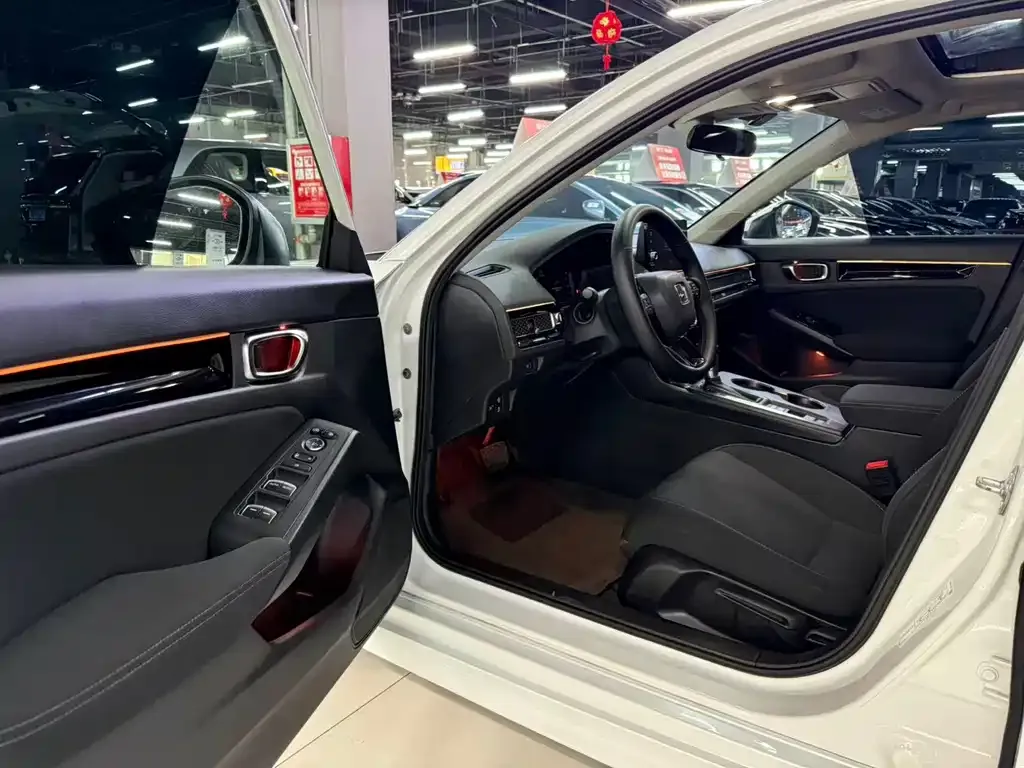 Honda Civic 2023 из CN, фото 7