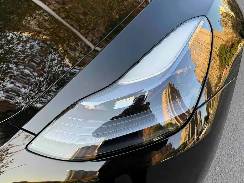 Tesla Model Y 2024 из CN, фото 2