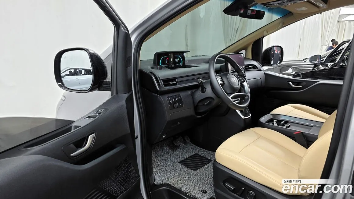 Hyundai Staria 2025 из KR, фото 8