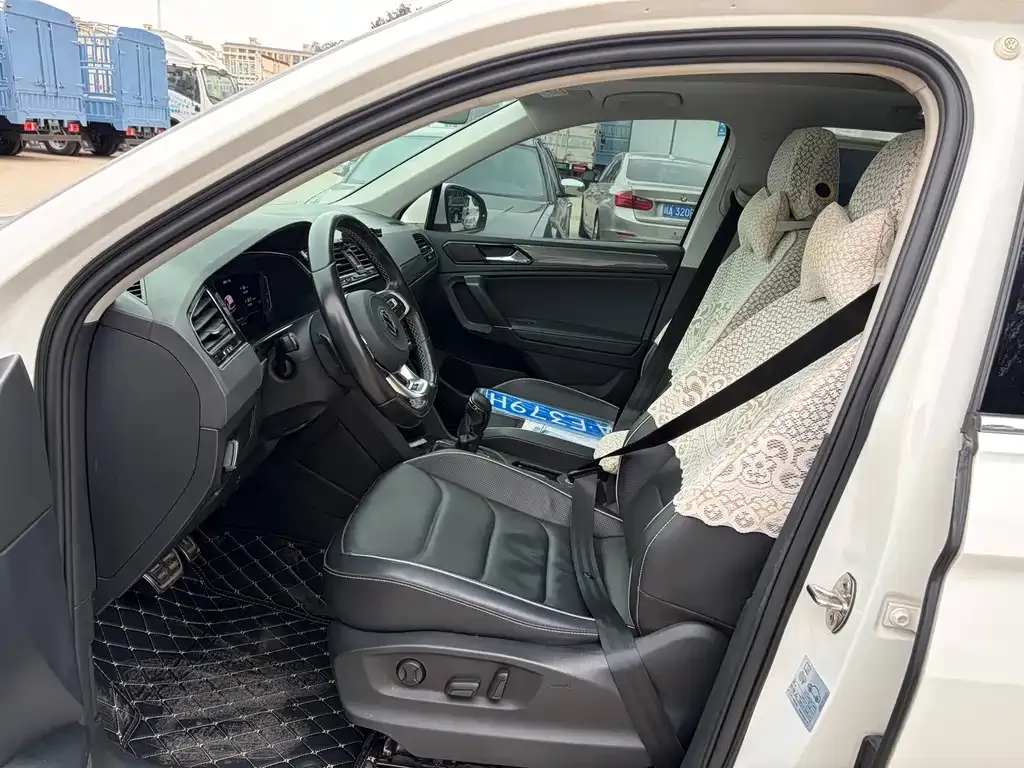 Volkswagen Tiguan L 2021 из CN, фото 4
