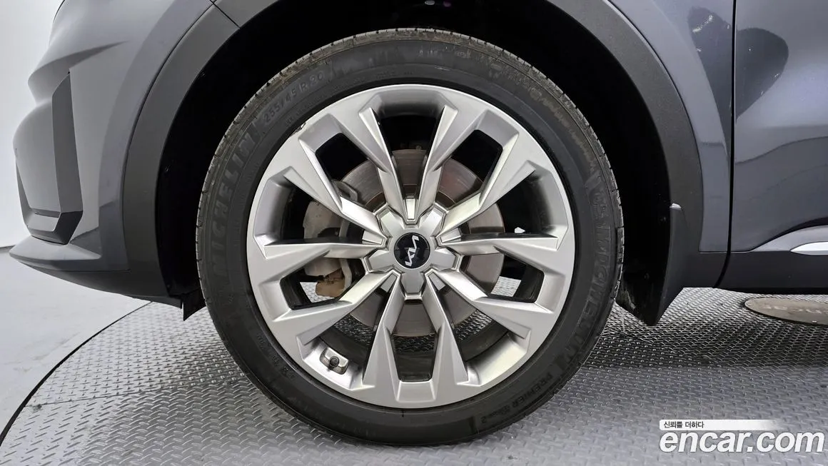 Kia Sorento — фото 5