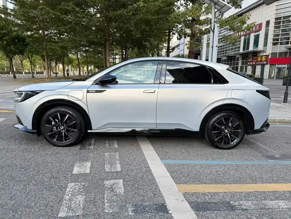 Honda e:NP2 2024 из CN, фото 9