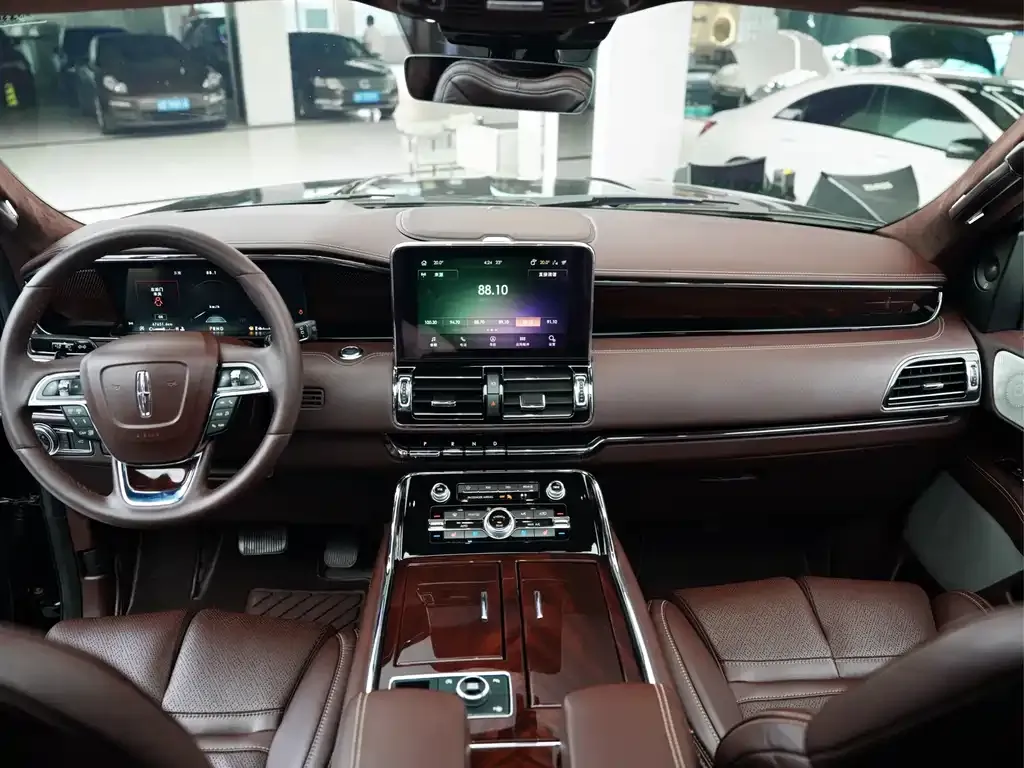 Lincoln Navigator 2021 из CN, фото 6