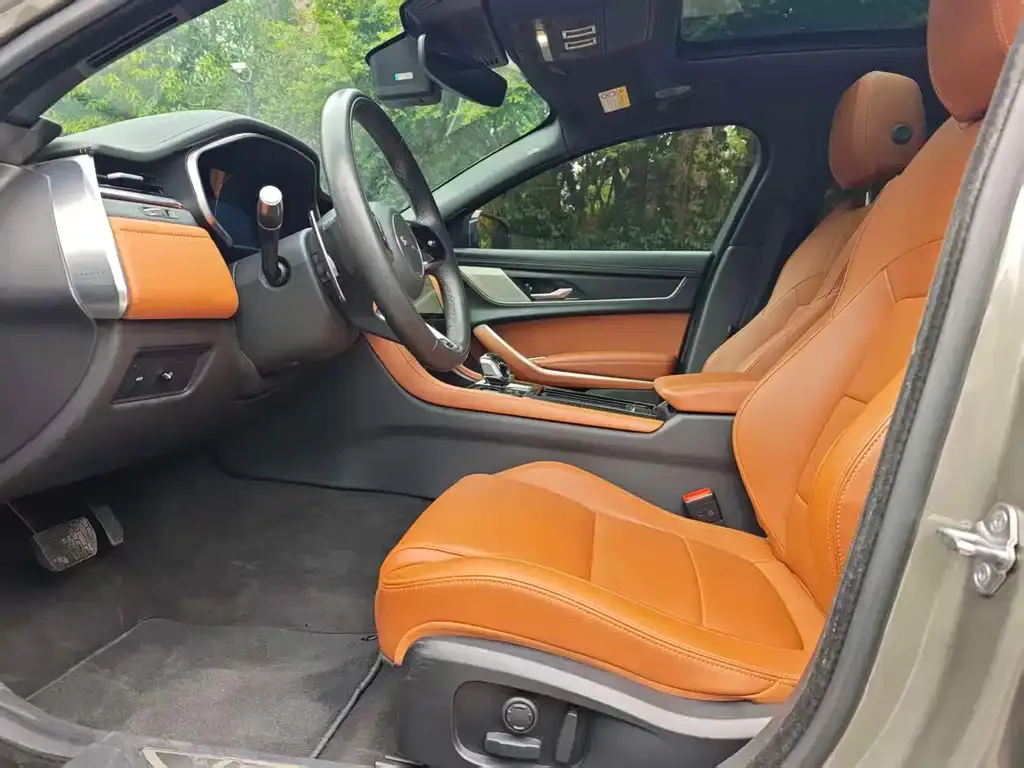 Jaguar XFL 2023 из CN, фото 5