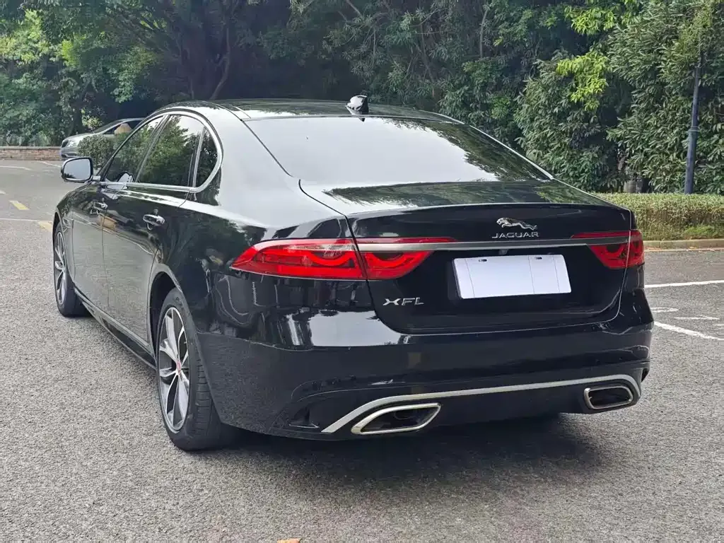 Jaguar XFL 2023 из CN, фото 7