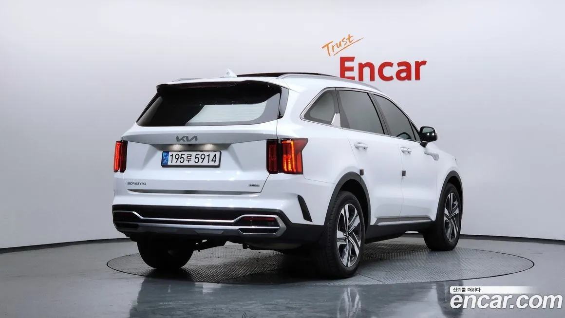 Kia Sorento 2023 из KR, фото 2