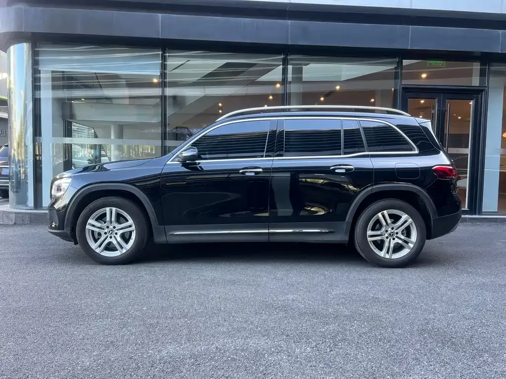 Mercedes-Benz GLB 2023 из CN, фото 8