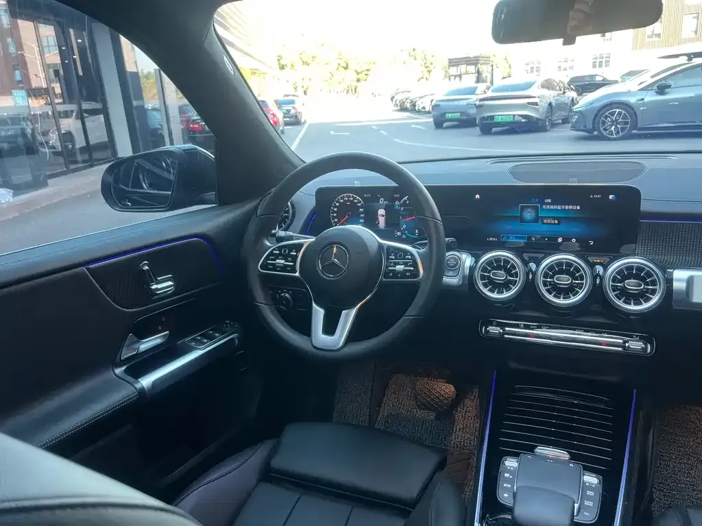 Mercedes-Benz GLB 2023 из CN, фото 5