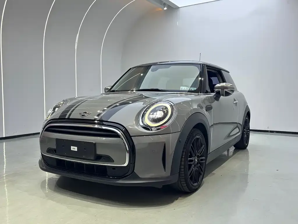MINI Cooper (3-door) — фото 1