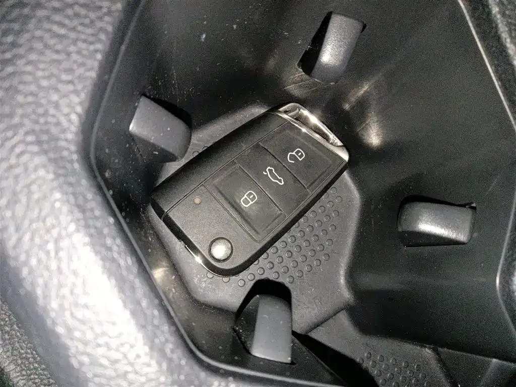 Volkswagen Bora 2025 из CN, фото 10