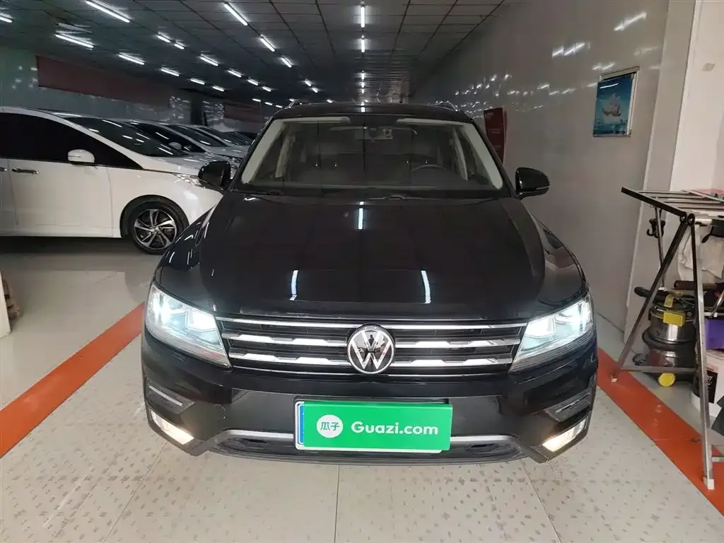 Volkswagen Tiguan L 2021 из CN, фото 3