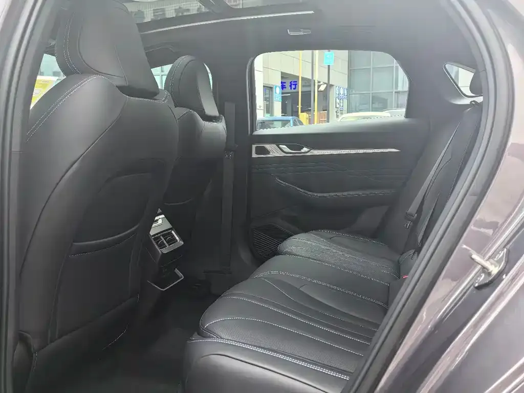 Geely Xingrui 2025 из CN, фото 3