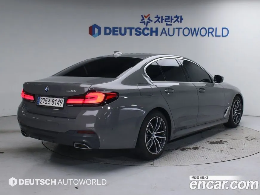 BMW 5-Series 2021 из KR, фото 3