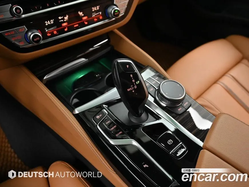 BMW 5-Series 2021 из KR, фото 9
