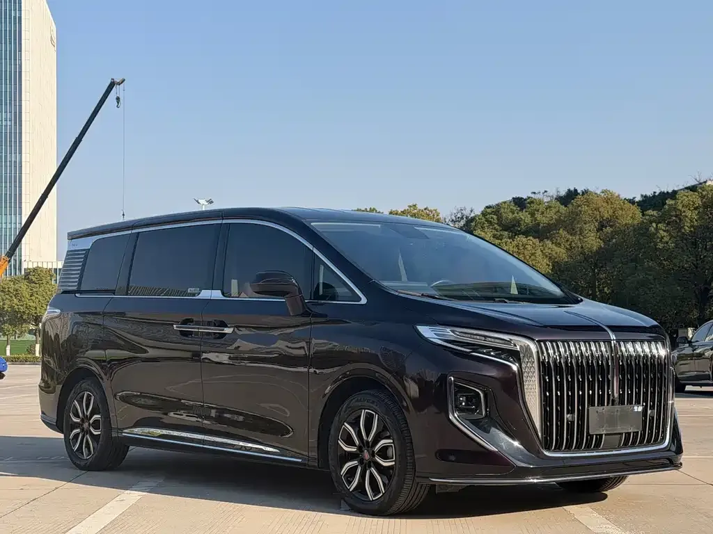 Hongqi HQ9 2023 из CN, фото 2
