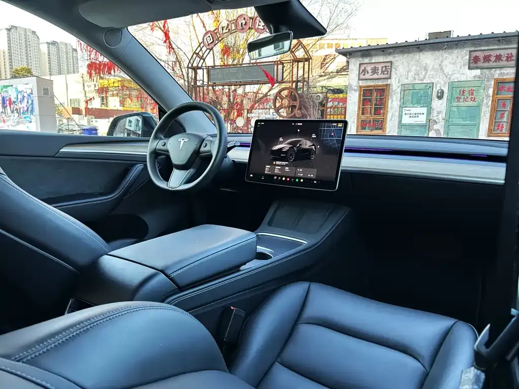 Tesla Model Y 2023 из CN, фото 8