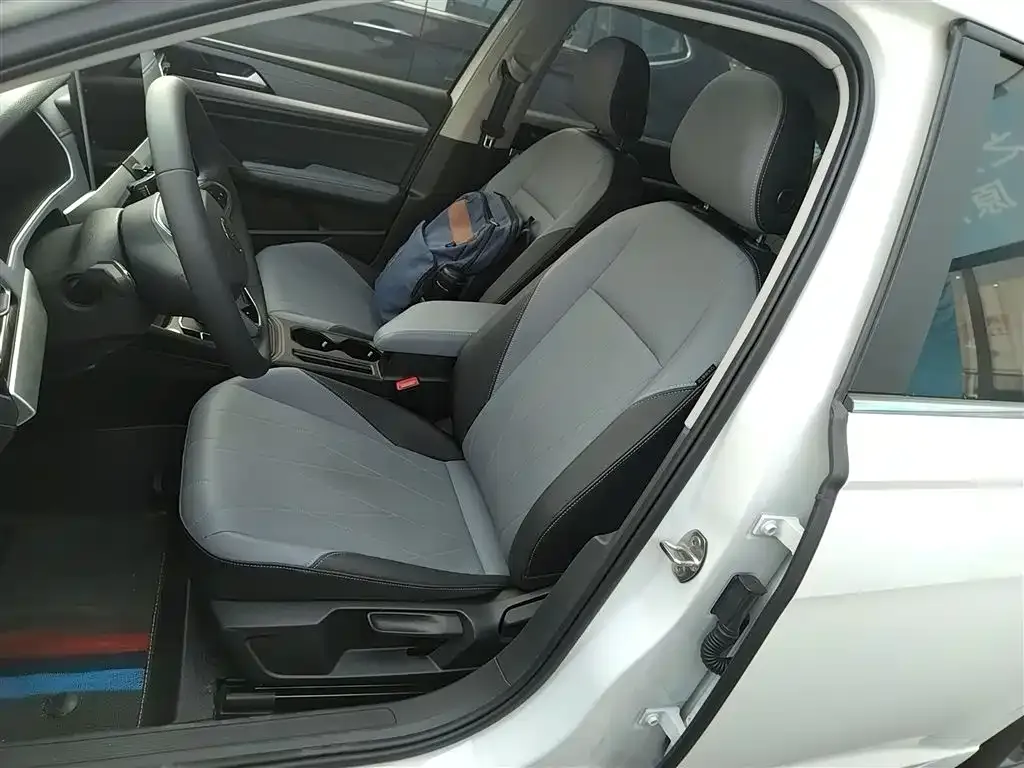 Volkswagen Lavida 2024 из CN, фото 7