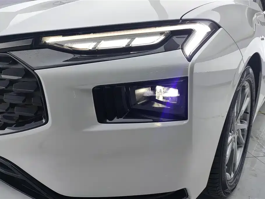 Ford Mondeo 2024 из CN, фото 8