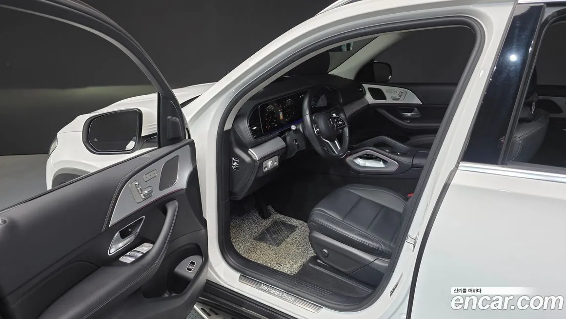 Mercedes-Benz GLE-Class — фото 10