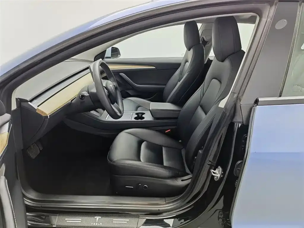 Tesla Model 3 2023 из CN, фото 10