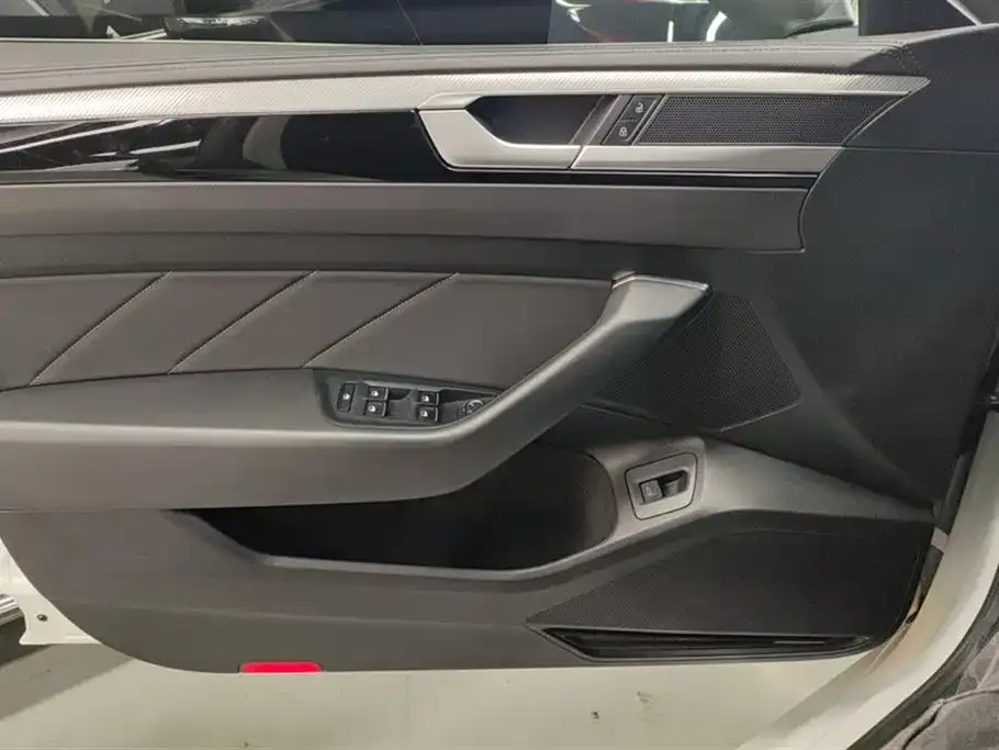 Volkswagen CC 2021 из CN, фото 9
