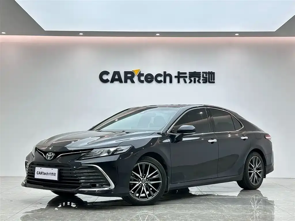 Toyota Camry 2021 из CN, фото 1