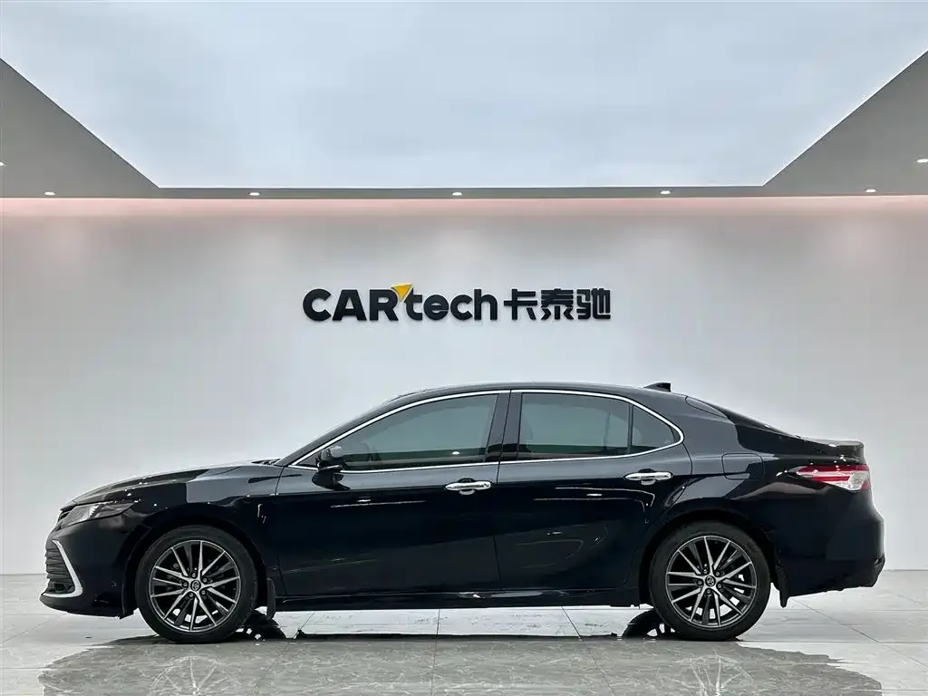 Toyota Camry 2021 из CN, фото 9
