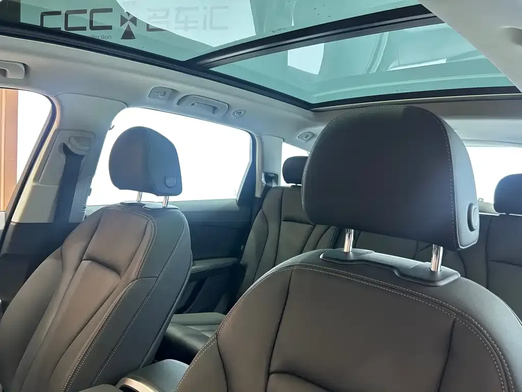 Audi Q7 2026 из CN, фото 9