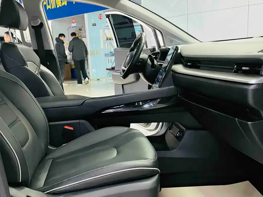 Hyundai Custo 2023 из CN, фото 3