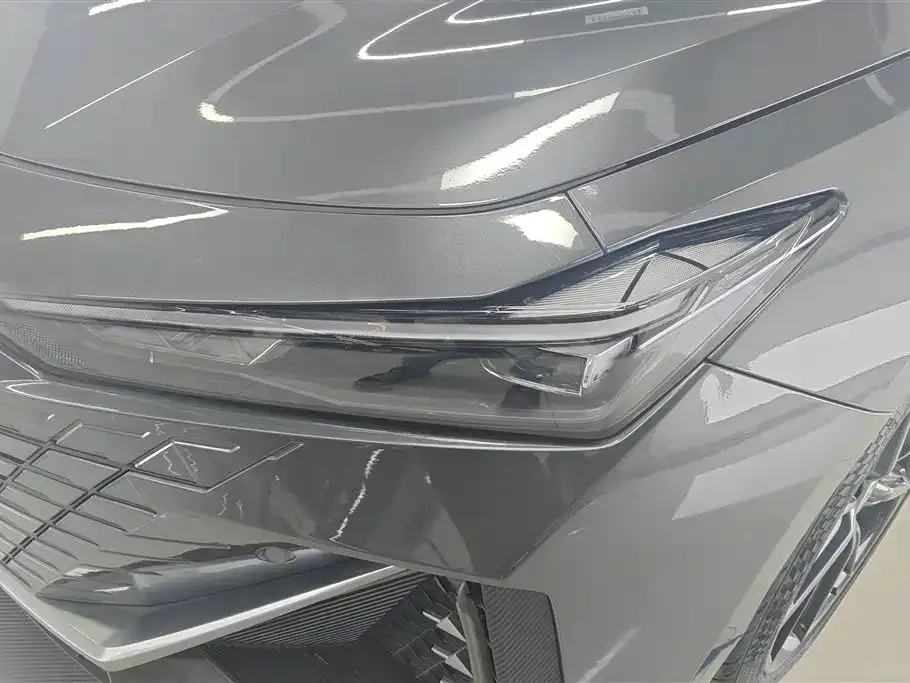 Changan UNI-V 2023 из CN, фото 6