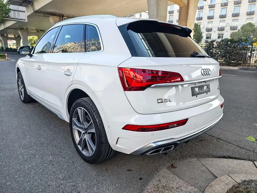 Audi Q5L 2022 из CN, фото 3