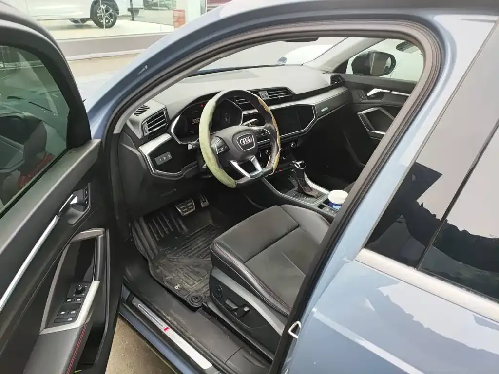 Audi Q3 2022 из CN, фото 5