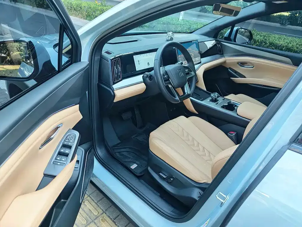 BYD L DM-i 2025 из CN, фото 6