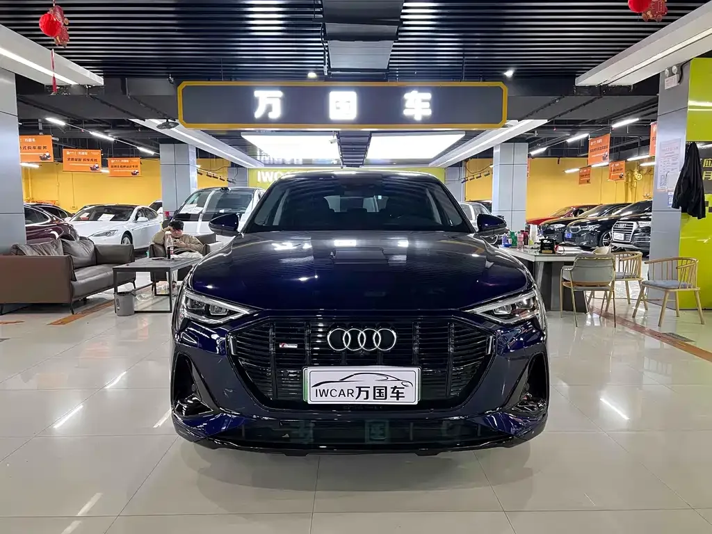 Audi e-tron (Import) 2022 из CN, фото 1