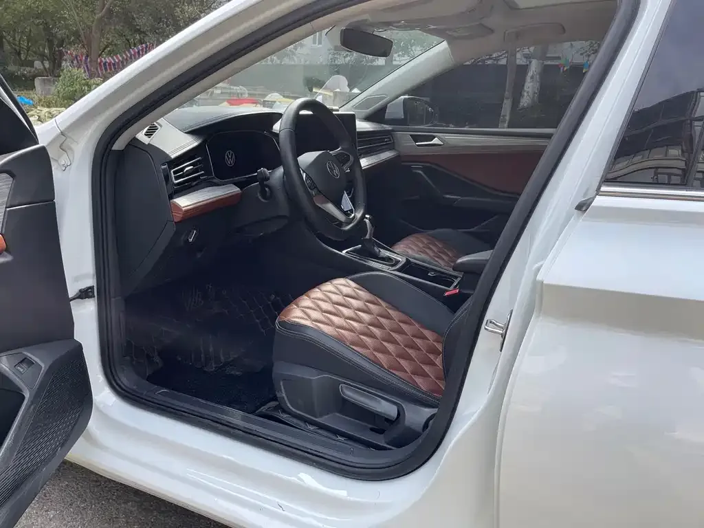 Volkswagen Sagitar 2022 из CN, фото 3