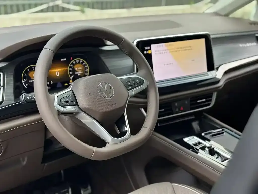 Volkswagen Viloran 2024 из CN, фото 3