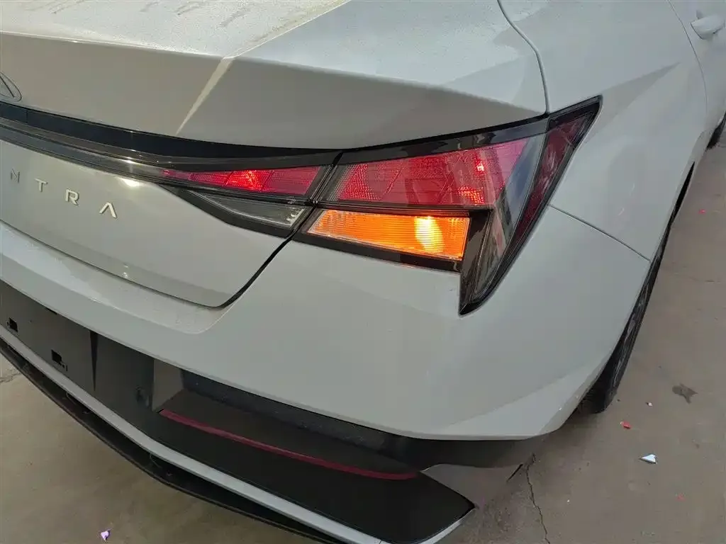 Hyundai Elantra 2025 из CN, фото 5