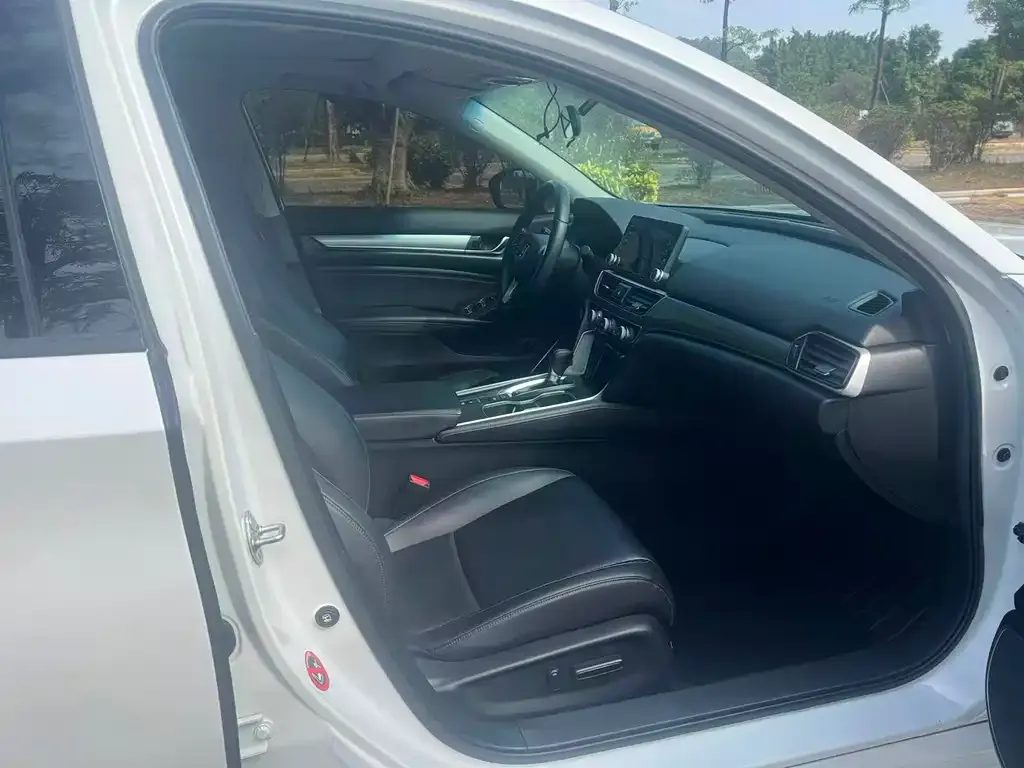 Honda Accord 2021 из CN, фото 9