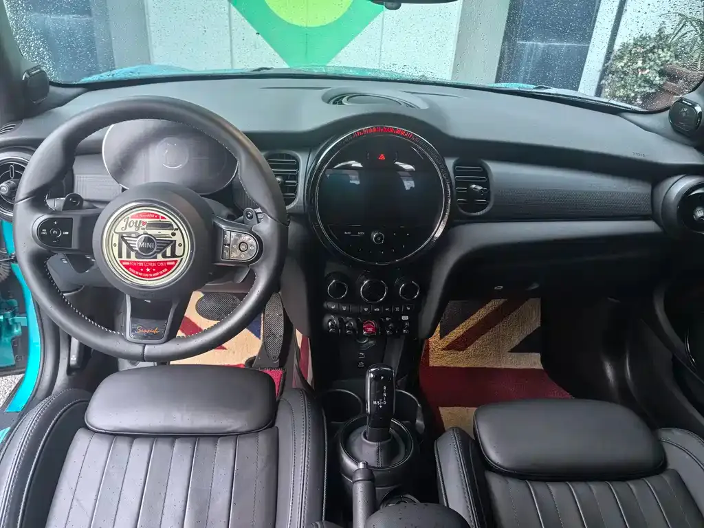 MINI Cooper (3-door) 2023 из CN, фото 8
