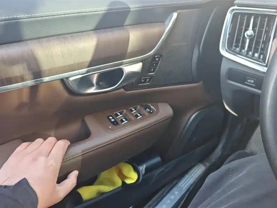 Volvo S90 2023 из CN, фото 3