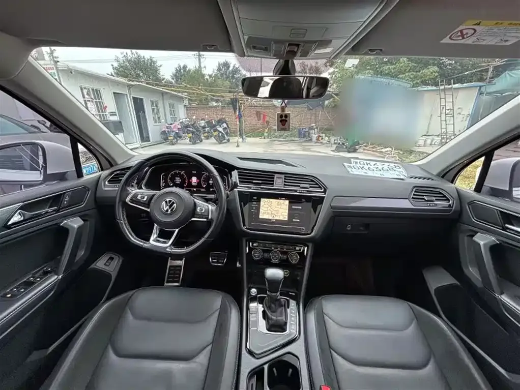 Volkswagen Tiguan L 2021 из CN, фото 8