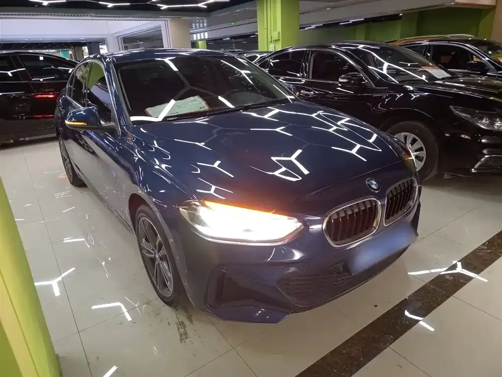 BMW 1 Series 2021 из CN, фото 2