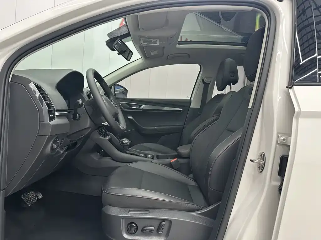 Skoda Karoq 2022 из CN, фото 6