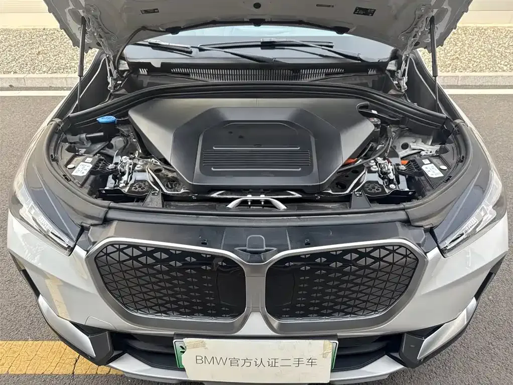 BMW iX1 2025 из CN, фото 7