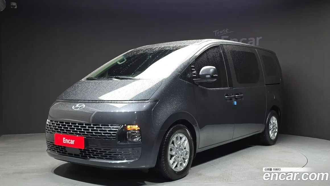 Hyundai Staria 2023 из KR, фото 1