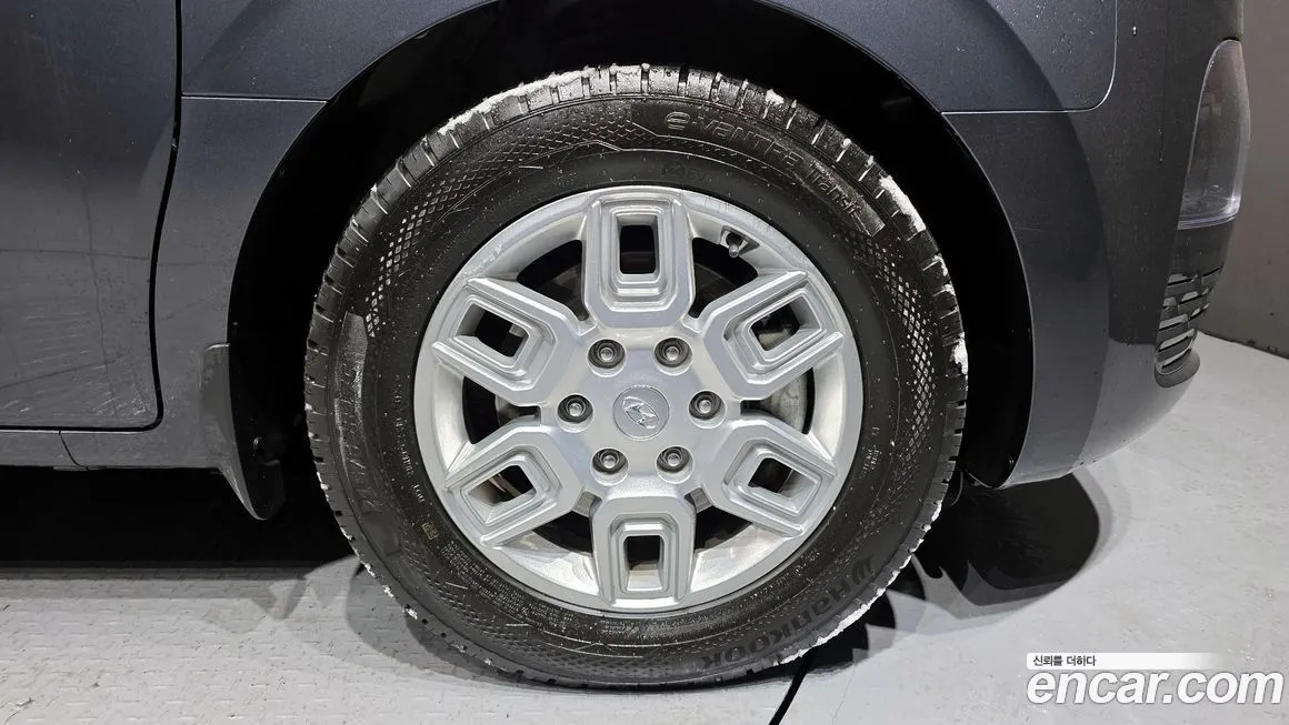Hyundai Staria 2023 из KR, фото 2