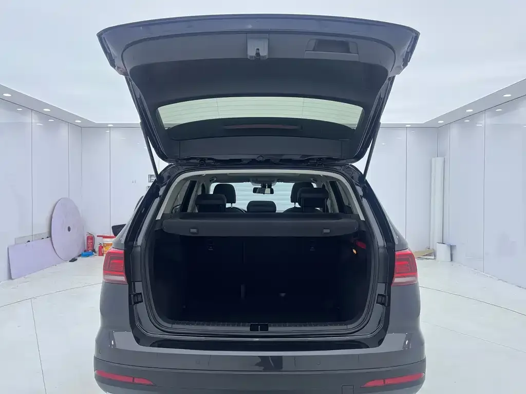 Volkswagen Tharu 2023 из CN, фото 6
